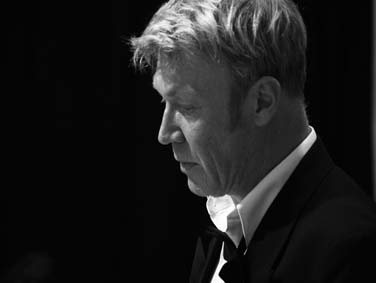 Ian Sexon as King Arthur in 'King Arthur 08'